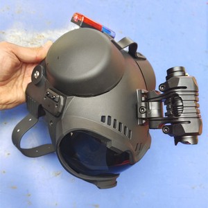 Casque tactique K9 noir à visière unique, résistant aux chocs, avec lampe torche et lampe flash pour chiens de travail, usage extérieur - Product Image 1