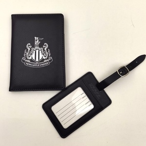 Set Personalizzato Porta Passaporto <span class=keywords><strong>e</strong></span> Etichetta Bagaglio in Pelle PU Nera, <span class=keywords><strong>Portafoglio</strong></span> da Viaggio Sottile - Product Image 1
