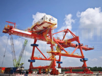 Grue portuaire STS (Ship to Shore) pour le chargement et le déchargement de conteneurs, solution robuste, capacité nominale de 50 tonnes