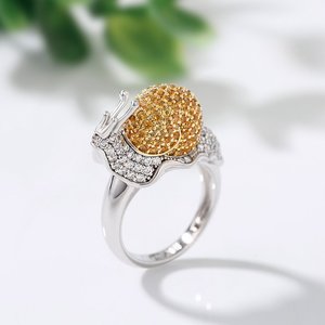 Anello a Forma di Lumaca Scintillante per Donne, Anello di Tendenza in Stile Coreano e Giapponese, Gioiello da Dito Carino - Product Image 1