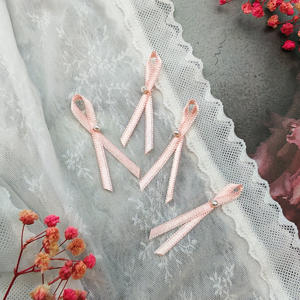 Cinta de satén Rosa personalizada hecha a mano, banda elástica con lazo, envoltura de regalo para caja, accesorios de ropa interior prefabricados al por mayor - Product Image 3