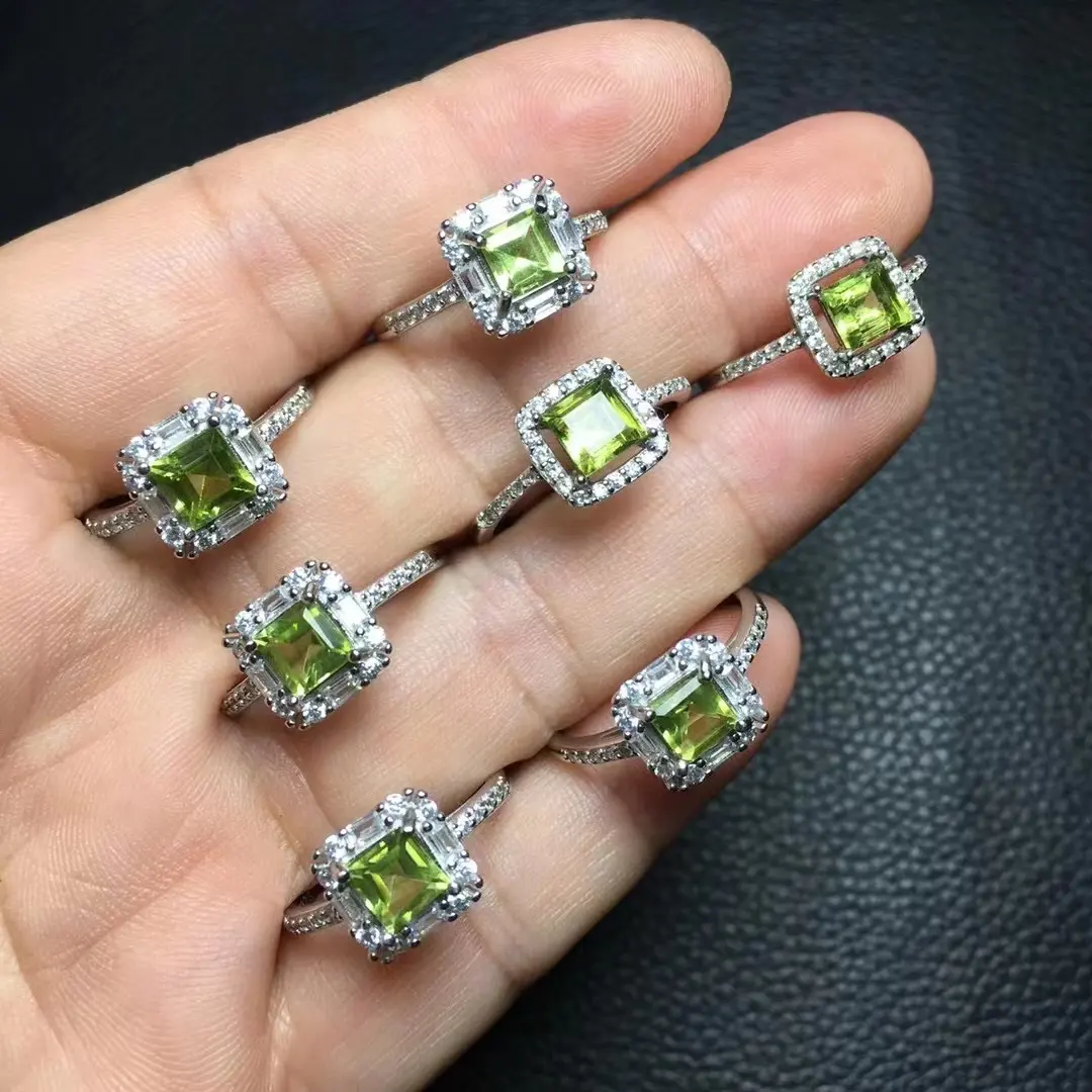 Hot Selling Natural Crystal Ringen Hoge Kwaliteit Natuurlijke Peridot Met S925 Sliver Ringen Voor De Gezondheid