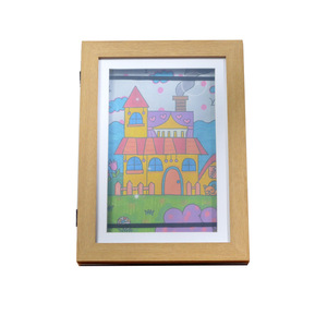 Cadre <span class=keywords><strong>en</strong></span> bois à ouverture rabattable pour dessins d'enfants et certificats - Affichage de bureau format A4 avec fermeture magnétique, finition naturelle - Product Image 3