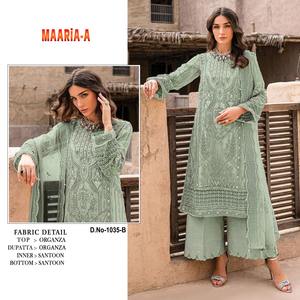 Serie Exclusiva de Moda en Ropa India y Pakistaní, Traje de Mujer Disponible a Precio de Mayoreo desde India - Product Image 3