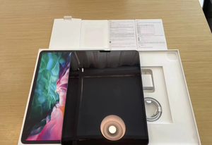 แท็บเล็ตมือสองสภาพใหม่ปี 2020 เกรด A+ ขนาด <span class=keywords><strong>12.9</strong></span> นิ้ว ระบบ IOS รองรับ WiFi แบตเตอรี่ใช้งานได้ 7-9 ชั่วโมง พอร์ต USB Type-C ความละเอียดหน้าจอ 2732x2048 ทนทานต่อการตกกระแทก - Product Image 2