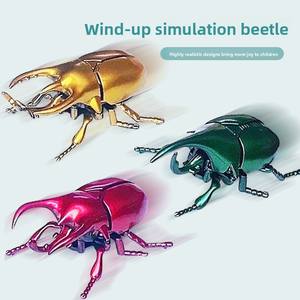 Jouet insecte réaliste en forme de <span class=keywords><strong>scarabée</strong></span> électroplaqué avec chaîne, modèle éducatif pour enfants, cadeau - Product Image 5