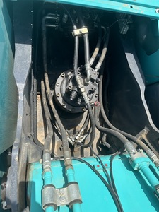 Excavadora Kobelco SK350 Usada Original de Japón, 35.5 Toneladas, Modelo 2020, Cucharón de 1.6m, Bomba Hidráulica, Rodamiento, Motor, Caja de Cambios, 950h - Product Image 4