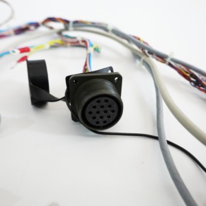 Maßgefertigte Tyco Electronics Kabelbaum-Montage - Product Image 3