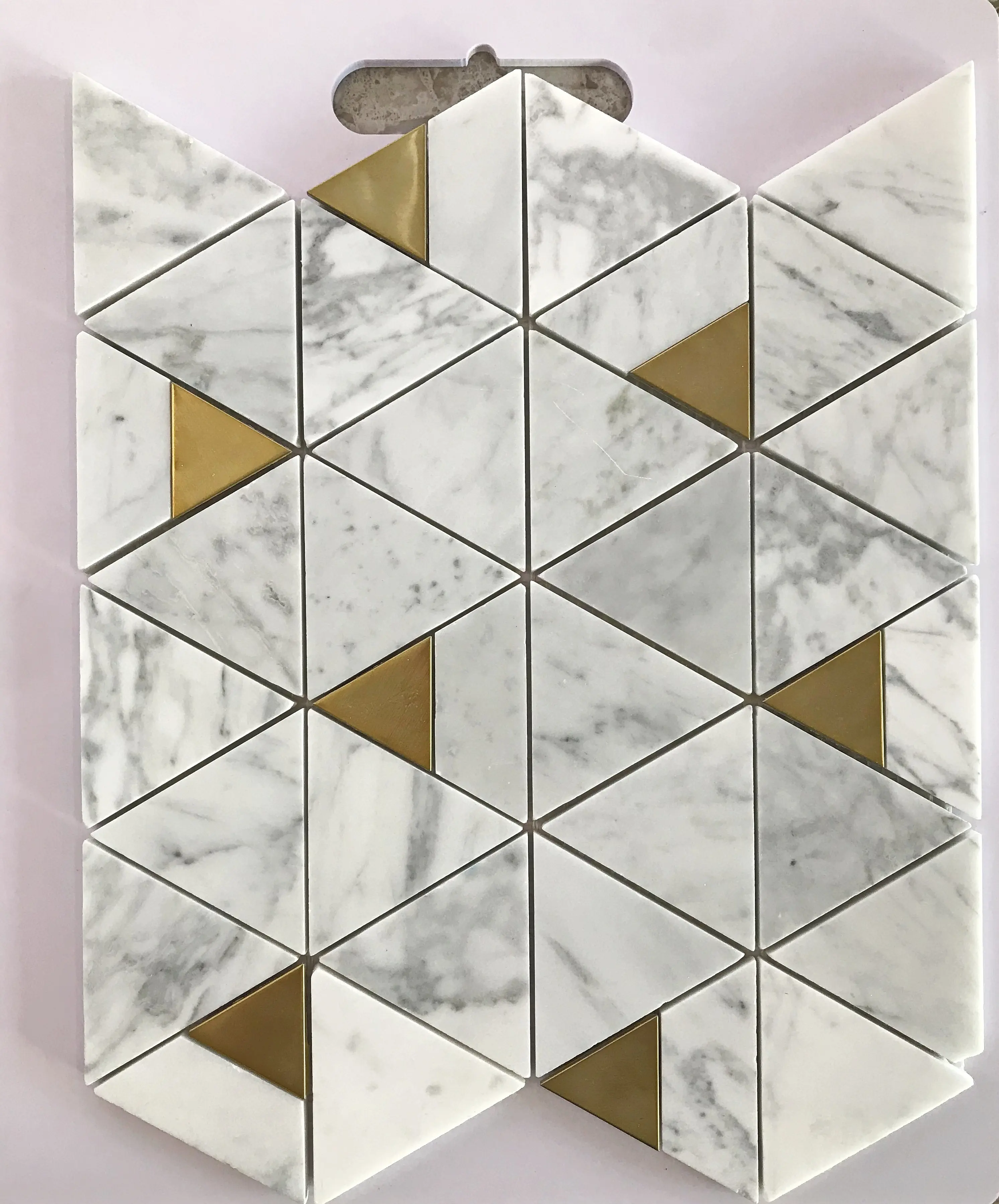 Роскошная плитка в форме треугольника для кухни, настенная плитка для ванной комнаты, металлическая мраморная каменная мозаичная напольная плитка