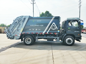 รถบรรทุกขยะ DONGFENG 4X2 จากโรงงาน รถบดอัดขยะ รถบรรทุกไฮดรอลิกบดอัดขยะ รถเก็บขยะ - Product Image 3