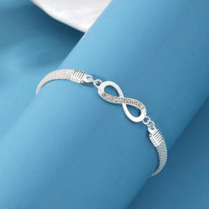 Pulsera de Cadena con Eslabones Infinitos Chapada en Oro, Joyería de Moda Unisex para Regalo - Product Image 5