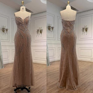 Serene Hill LA72896 Abito da Sera a Sirena di Lusso Senza Spalline Color <span class=keywords><strong>Nude</strong></span> con Perline e Mantella per Feste Formali 2025 - Product Image 6