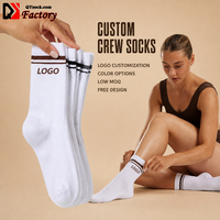 Chaussettes de sport blanches respirantes pour femmes et jeunes - Motif dessiné à la main pour la saison printanière, contrôle des odeurs, chaussettes de gym tricotées sans couture