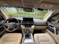 Mobil Bekas Laris Manis Toyota LandCruiser 2018 5.7L V8 4WD 7-Seater SUV Bekas Setir Kiri Otomatis Mewah Off-Road 381hp