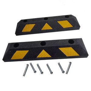 Heavy Duty 4 Channels PVC and Rubber Speed Bump <strong>Car</strong> Ramps <strong>Cable</strong> <strong>Protector</strong> Speed Bump Stopper - Product Image 2