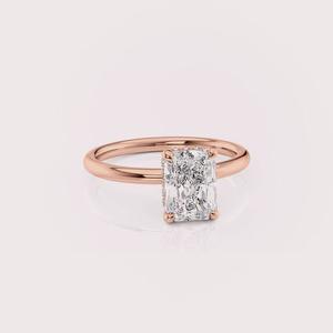 Anillo Solitario de Diamante Cultivado en Laboratorio con Corte Radiante en Oro Rosa de 14K con Halo Oculto |   Joyería de Compromiso Personalizada - Product Image 2