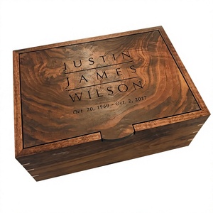 Urna de Madera de Pino Estilo Americano con Diseño de Cruz Católica, Acabado Natural, Hecha a Mano, Personalizable, Rectangular Grande para Adultos - Product Image 4