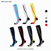 Chaussettes de sport à compression mi-hautes pour hommes, chaussettes de soutien élastiques tricotées, logo personnalisé OEM, couleur personnalisée pour la course à pied, la gym, les sports de plein air