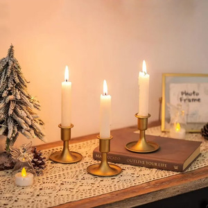 Décorations de table de style européen transfrontalier, dîner romantique aux chandelles, décoration de la maison, petit cornet vintage en fer doré, <span class=keywords><strong>bougeoir</strong></span> - Product Image 2