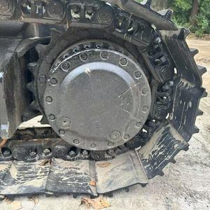 รถขุด CAT 323 พร้อมบุ้งกี๋ขุดสีเหลือง ติดตั้งบนแทร็กสำหรับงานก่อสร้าง - Product Image 6