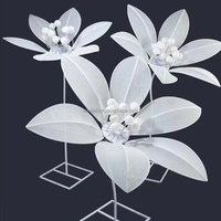 NIKA Led Grande Fleur Fête Géant Route Plomb Lampadaire Blanc Et Chaud Fleur Pour Mariage Retour Drop Allée Décoration