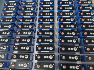 Pin Lithium Ion LFP 280K Lifepo4 dung lượng lớn <span class=keywords><strong>3</strong></span>.2V 100Ah 120Ah 200Ah 280Ah dùng cho hệ thống lưu trữ năng lượng gia đình - Product Image 4