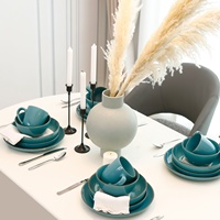 Promotion de septembre 20 Vaisselle en céramique bleue Vente en gros de grandes assiettes en céramique pour restaurant Ensembles de vaisselle de style unique