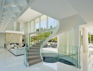 درج منزلي منحني حلزوني مزخرف حديث من الفولاذ الداخلي مخصص مع درابزين زجاجي مصنع شنتشن - Product Image 2