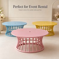 Table d'activités ronde en rotin rose pastel, jaune et blanc pour enfants, idéale pour les événements extérieurs, les anniversaires, les jardins d'enfants et la location.