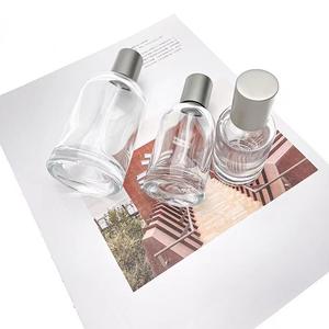 Nhà máy cung cấp trực tiếp giá rẻ giá độc đáo chai nước hoa bán buôn rỗng chai nước hoa chai sang trọng - Product Image 3