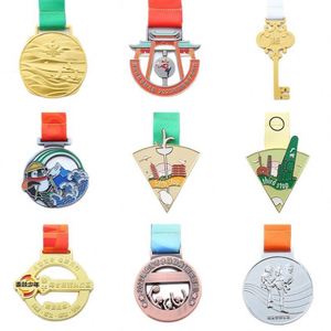 Medallas Personalizadas de Calidad en Oro, Plata o Bronce, Medallas con Logotipo 3D Hueco para Béisbol - Product Image 1