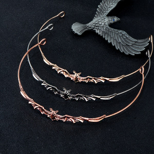 BELLE WORLD Europäische und amerikanische Retro Metall Fledermaus Form König Krone Party Dekoration König Krone für Halloween Geburtstag Weihnachten - Product Image 4