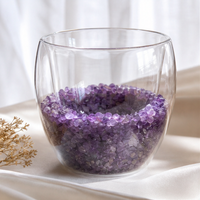Tasses à thé en verre à double paroi avec graviers de cristaux naturels pour la vente en gros, idéales pour la maison, le bureau et l'usage quotidien