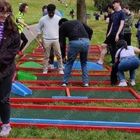 Miniature Golf Portable 9 Trous Parcours Mobile Écologique Imperméable Léger PVC Ensemble de Golf à Louer pour Parc d'Attractions Extérieur