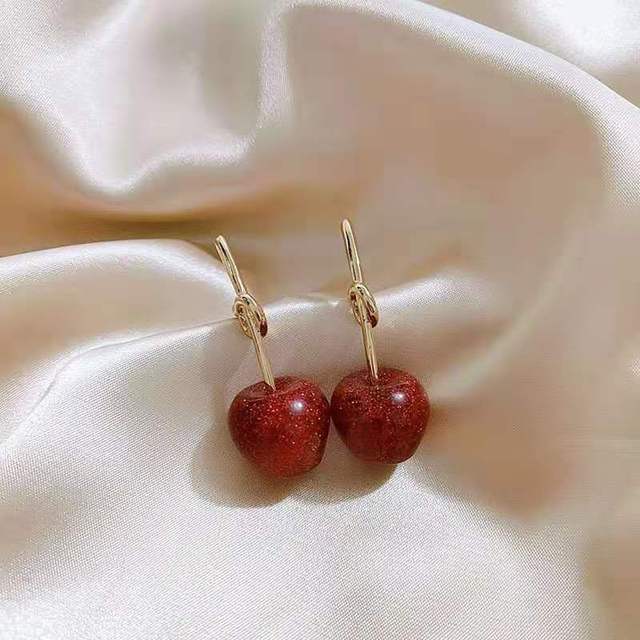 Hot Sale S925 Needle Red Strawberry Apple Ear Clip Earrings for Women Crystal Fashion Jewelry Fruit Small Cherry Earrings