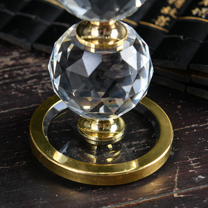 เชิงเทียนคริสตัลรูปดอกบัว K9 คริสตัลสำหรับบูชาทางศาสนา ของตกแต่งบ้านและวัด - Product Image 4