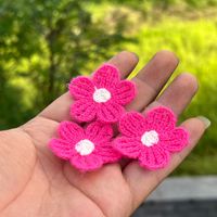Fleurs brodées ajourées, sans colle, idéales pour les pinces à cheveux DIY, les accessoires capillaires et les accessoires vestimentaires.