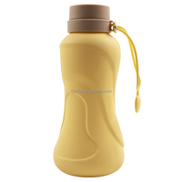 Bouteille d'eau d'extérieur CHINFAI avec logo personnalisé, 650 ml, bouteille en silicone, bouteille de sport avec sangle en silicone, mini bouteille d'eau de poche