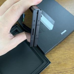 Téléphone <span class=keywords><strong>Samsung</strong></span> d'occasion original neuf Z Flod6 Grand écran Fournisseur de téléphones d'occasion en gros Smartphone 5G - Product Image 4