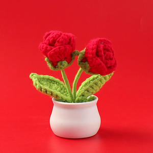 Высококачественный многоцветный вязаный шерстяной горшок с двумя головками и розами, белый цветочный горшок для выпускного украшения, прямая продажа - Product Image 4