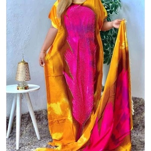 Robe longue pour femme à imprimé africain - Robe Bubu ornée de paillettes avec écharpe, robes grande taille tendance - Product Image 2