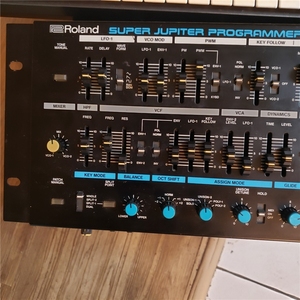 โมดูลเสียงแบบติดตั้งบนแร็ค <span class=keywords><strong>Roland</strong></span> -80 Super Jupiter และตัวควบคุม MPG -80 - Product Image 2