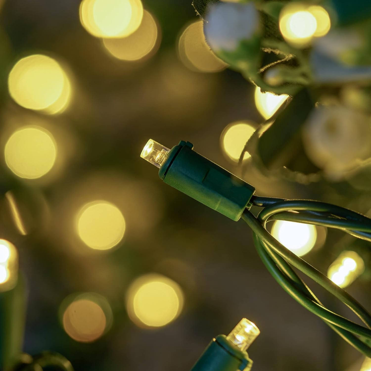 Complete Guide to PVC Mini Christmas Trees: Uses, Buying Tips, Reviews Care