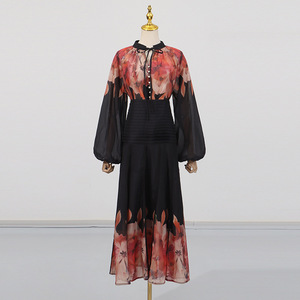 Abito stile <span class=keywords><strong>palazzo</strong></span> francese da donna 2025 <span class=keywords><strong>estate</strong></span> nuova camicia stampata con maniche a lanterna + gonna a vita alta a fiori Set due pezzi - Product Image 4