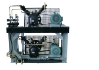 Compresseur d'air industriel à vendre 30V & 37V & 38V & 39V | 0.35-0.8m ³/min 30-70Bar 7.5-11kW haute pression pour l'industrie de la fabrication de bouteilles