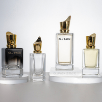 Vente Fancy Rectangular 30ml 50ml 100ml Flacon de parfum cosmétique en verre transparent épais avec bouchon de pulvérisation doré
