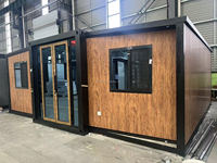 Maison préfabriquée modulaire de luxe pliable et extensible à double aile de 20 pieds, 2 chambres, mini-cabane portable pour vacances et hébergement.