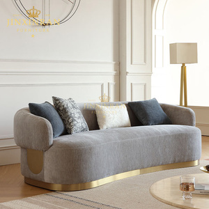 <span class=keywords><strong>Divano</strong></span> in Tessuto <span class=keywords><strong>Grigio</strong></span> Ciniglia con Braccioli Arrotondati e Base in Acciaio Inox Spazzolato Dorato per Soggiorno - Product Image 1