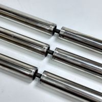 Rouleaux, pignons et tambours en acier inoxydable galvanisé pour lignes de production, disponibles sur mesure.