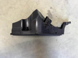 8612084 8575039 Resonador de Aire Delantero y Trasero Derecho e Izquierdo, Original Usado de Calidad para <span class=keywords><strong>BMW</strong></span> <span class=keywords><strong>G30</strong></span> 530E 2017-2023 2.0 Híbrido Gasolina - Product Image 3